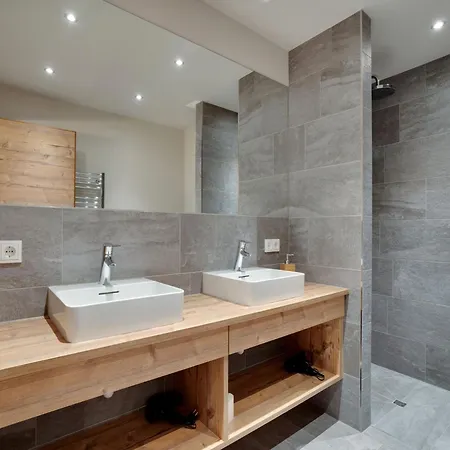 In Hollersbach Near Lift, Cleaning Included Holiday home Hollersbach im Pinzgau